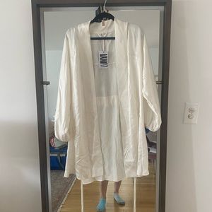 NWT Lunya Silk Robe